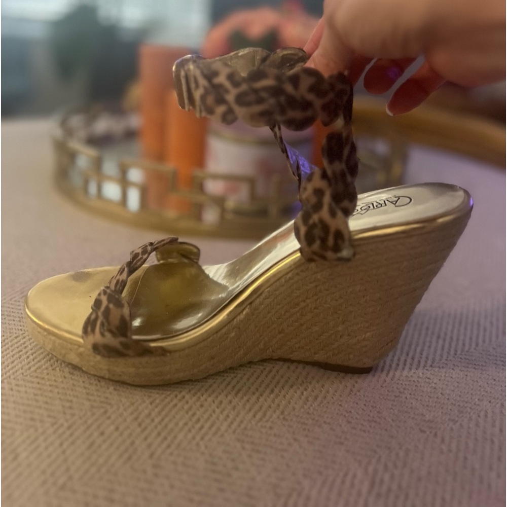 Carlos Santana Leopard print platform heel.